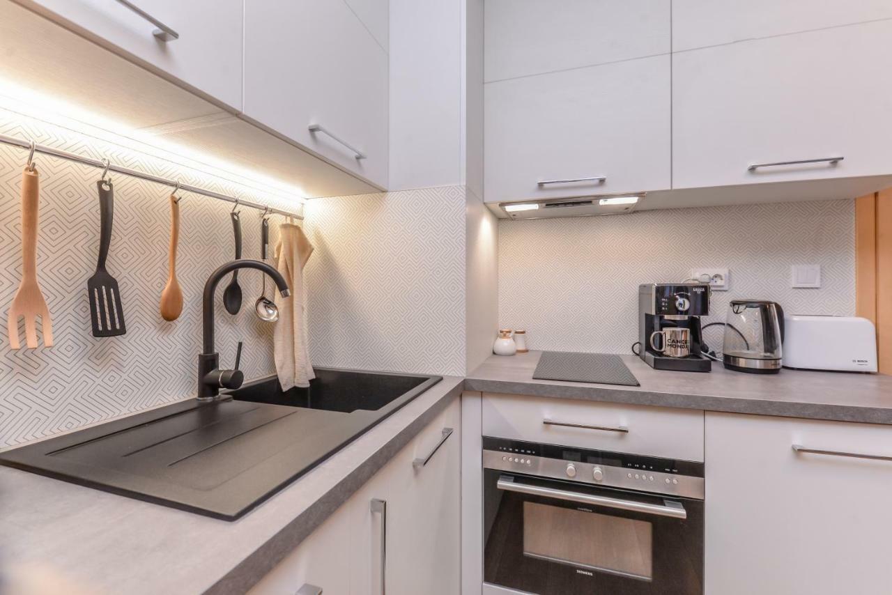 The Spot - Fully Equipped, Central, Modern Studio By Flat Mаnager Sofia Exterior photo